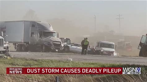 Dust cloud causes crashes, closes I-55 for 28 miles